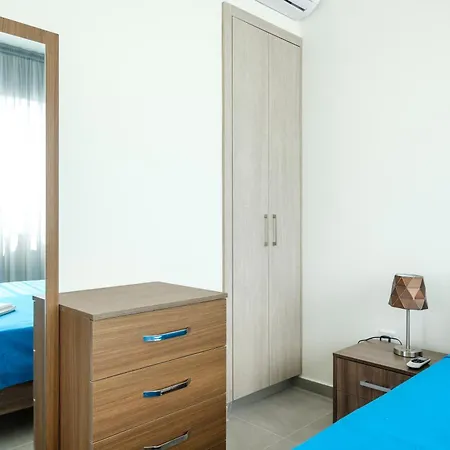 Apartment The Habitat Mediterraneo - Self Check-in Larnaca