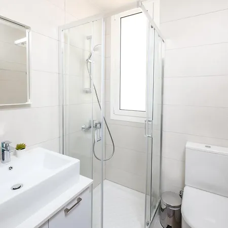 Apartment The Habitat Mediterraneo - Self Check-in Larnaca
