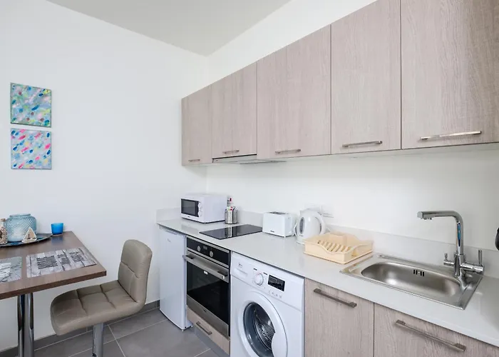 The Habitat Mediterraneo - Self Check-in