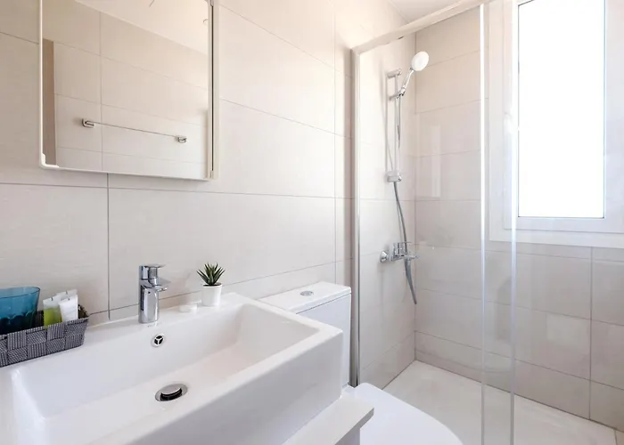 The Habitat Mediterraneo - Self Check-in Apartman *